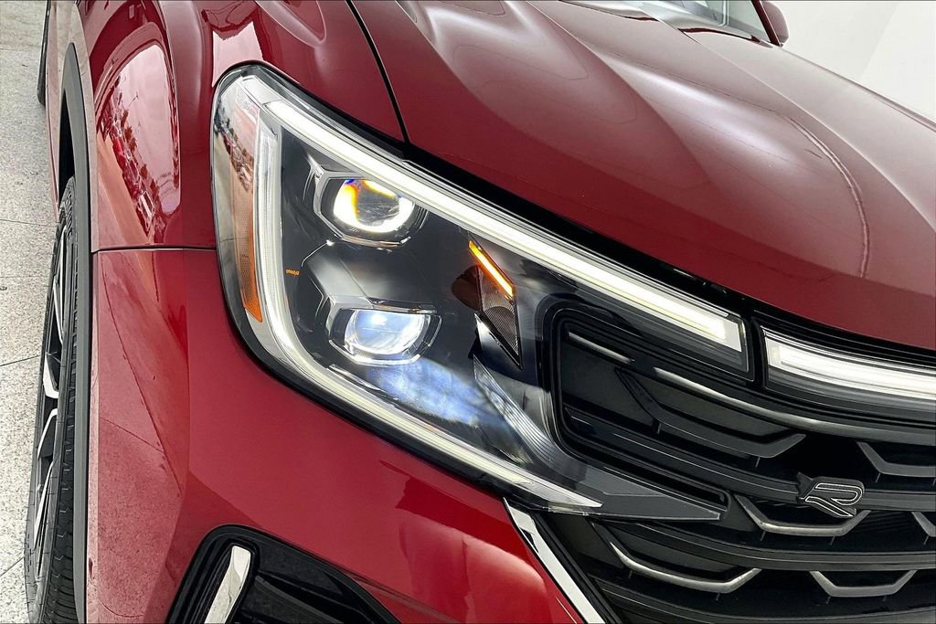 Used 2024 Volkswagen Atlas SEL Premium R-Line image 39