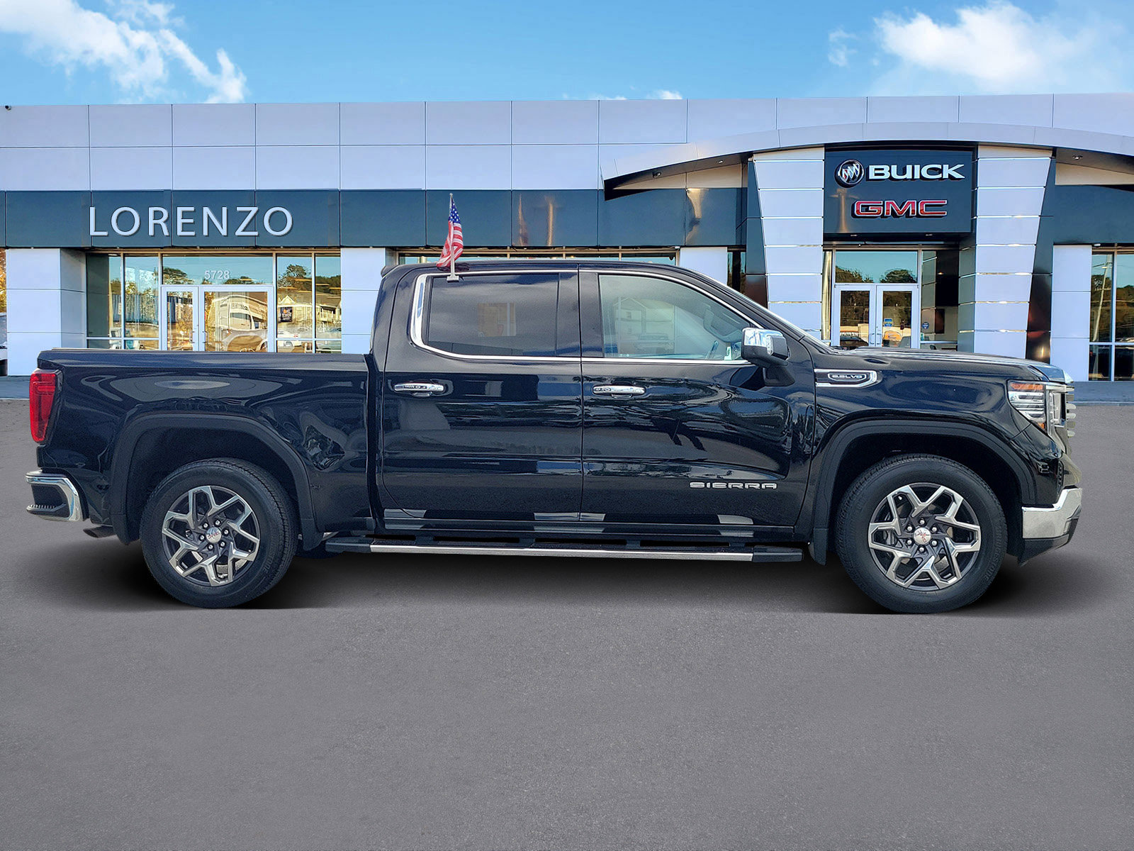 Used 2023 GMC Sierra 1500 SLT w/ SLT Convenience Package RWD image 4