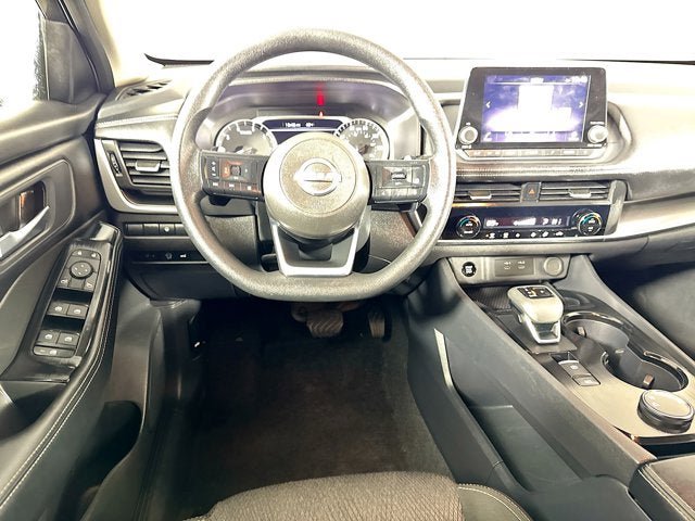 Used 2024 Nissan Rogue SV AWD/4WD image 17