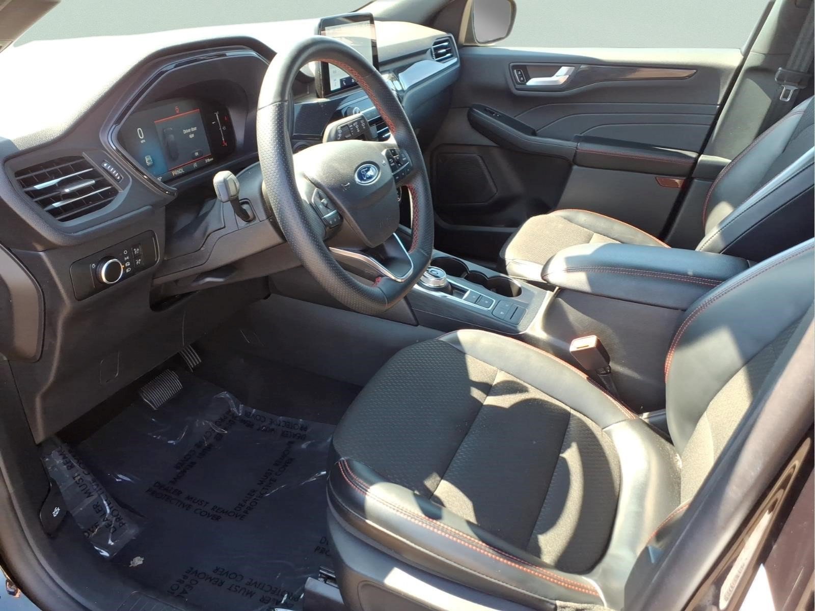 Used 2025 Ford Escape ST-Line AWD/4WD image 11