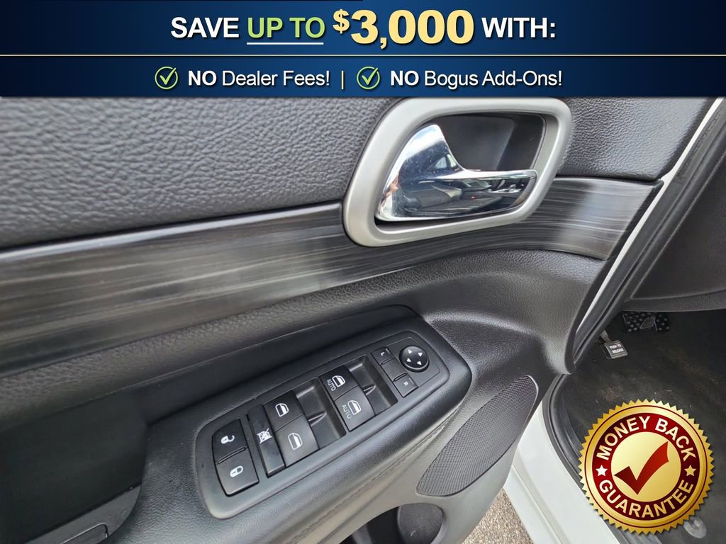 Used 2019 Jeep Grand Cherokee Altitude image 16