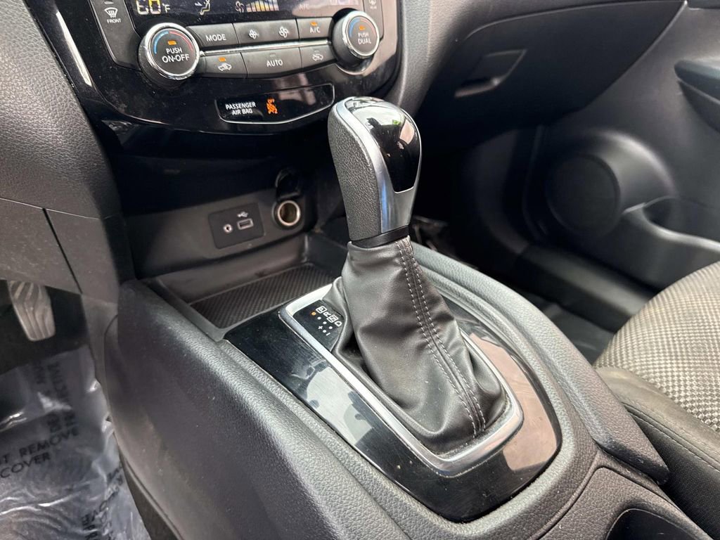 Certified 2022 Nissan Rogue Sport SV image 26