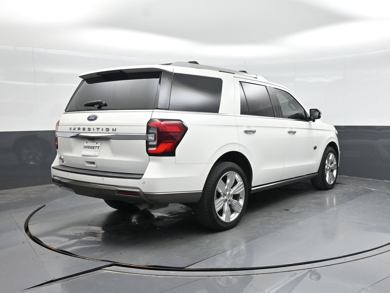 Certified 2023 Ford Expedition King Ranch RWD image 10