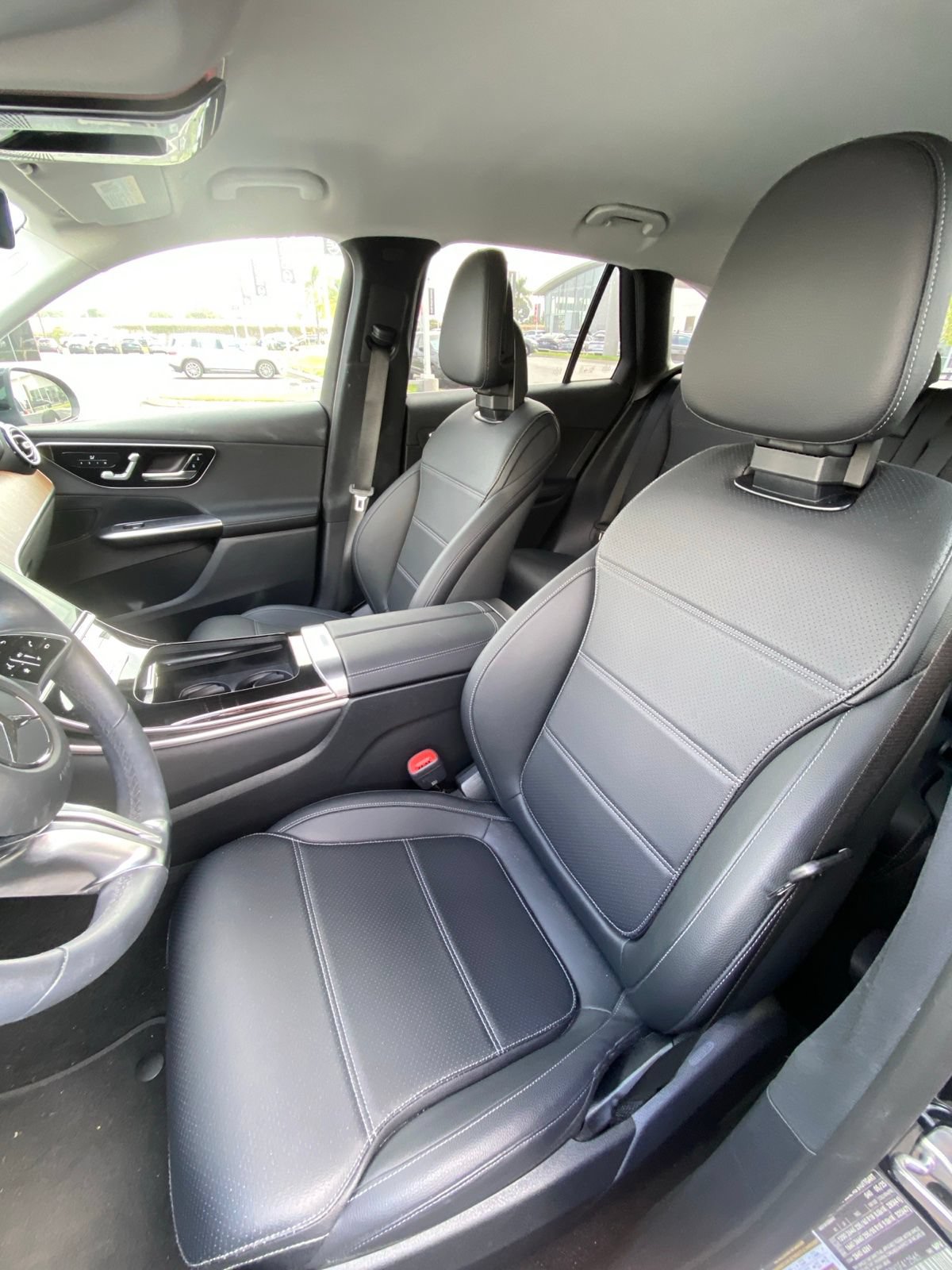 Certified 2025 Mercedes-Benz GLC 350e 4MATIC image 6