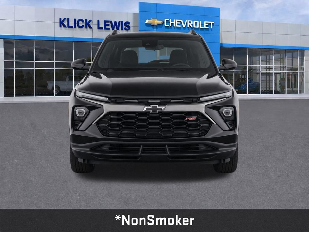 Used 2023 Chevrolet TrailBlazer RS FWD image 2
