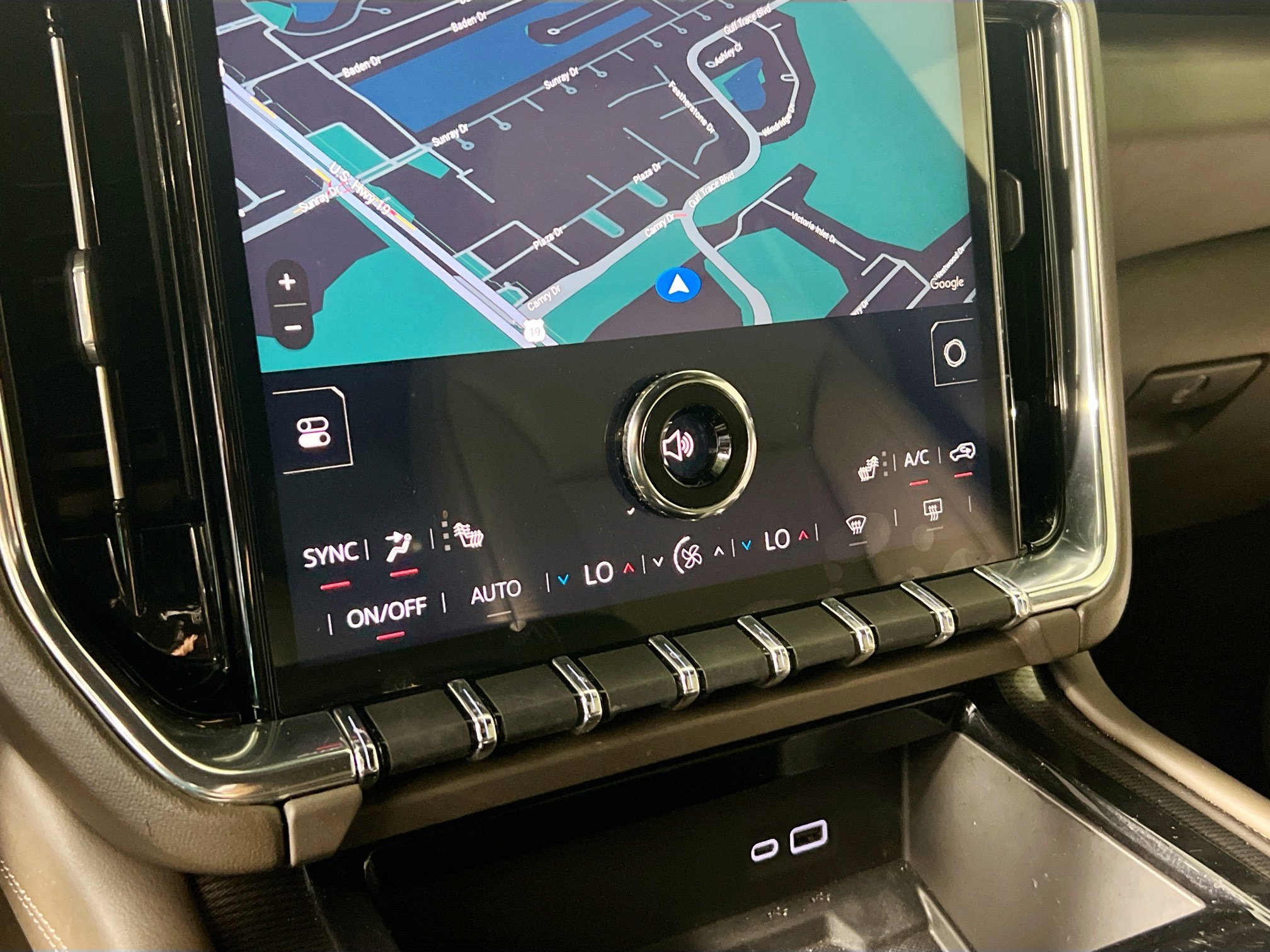 Used 2025 GMC Yukon Elevation RWD image 26