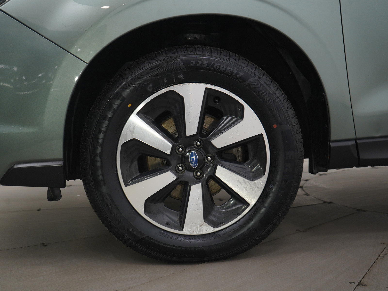 Used 2017 Subaru Forester 2.5i Limited w/ Popular Package #2 image 30