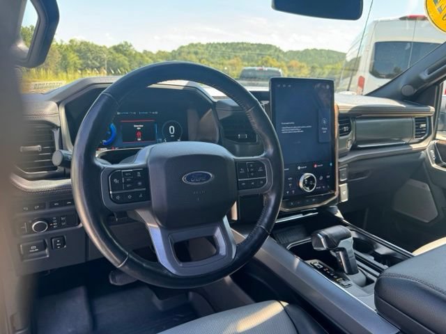 Used 2022 Ford F150 Lightning Lariat AWD/4WD image 32