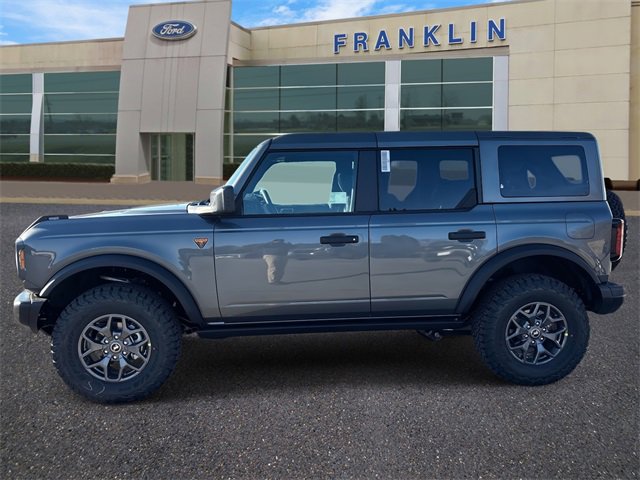 New 2025 Ford Bronco Badlands image 4