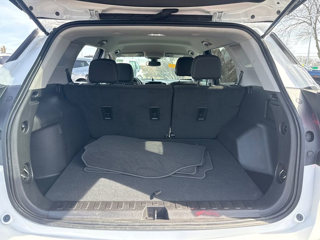 Certified 2024 GMC Terrain SLE w/ Driver Convenience Package image 35