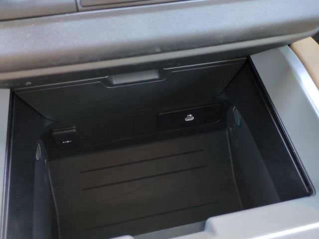 Used 2025 Land Rover Defender 110 X image 25