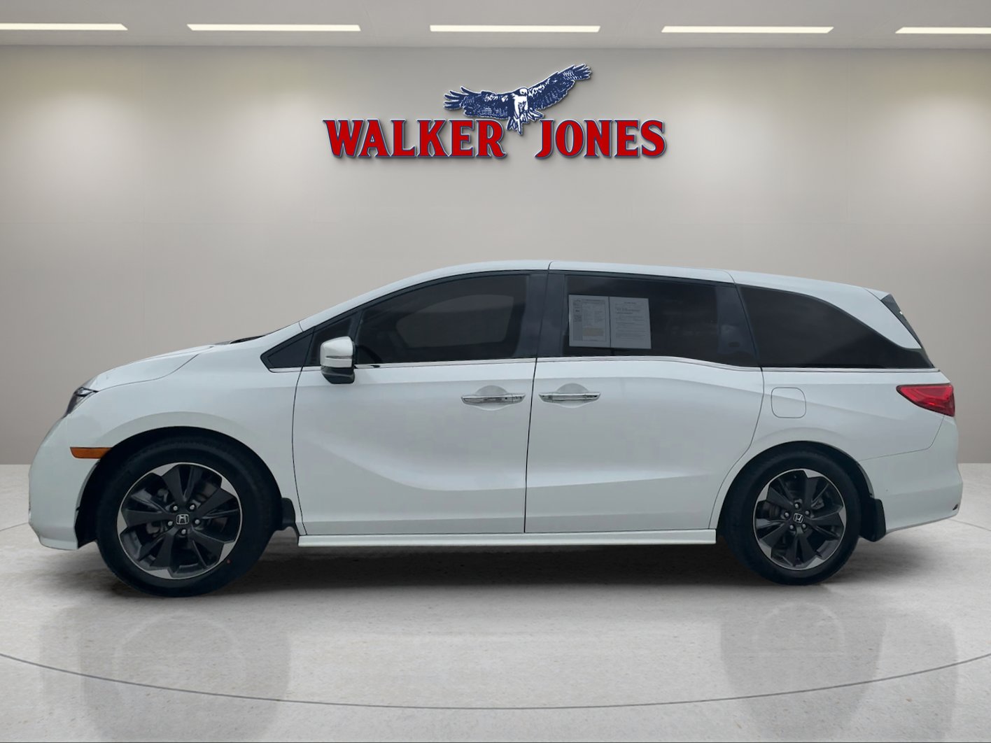 Used 2022 Honda Odyssey Elite image 3