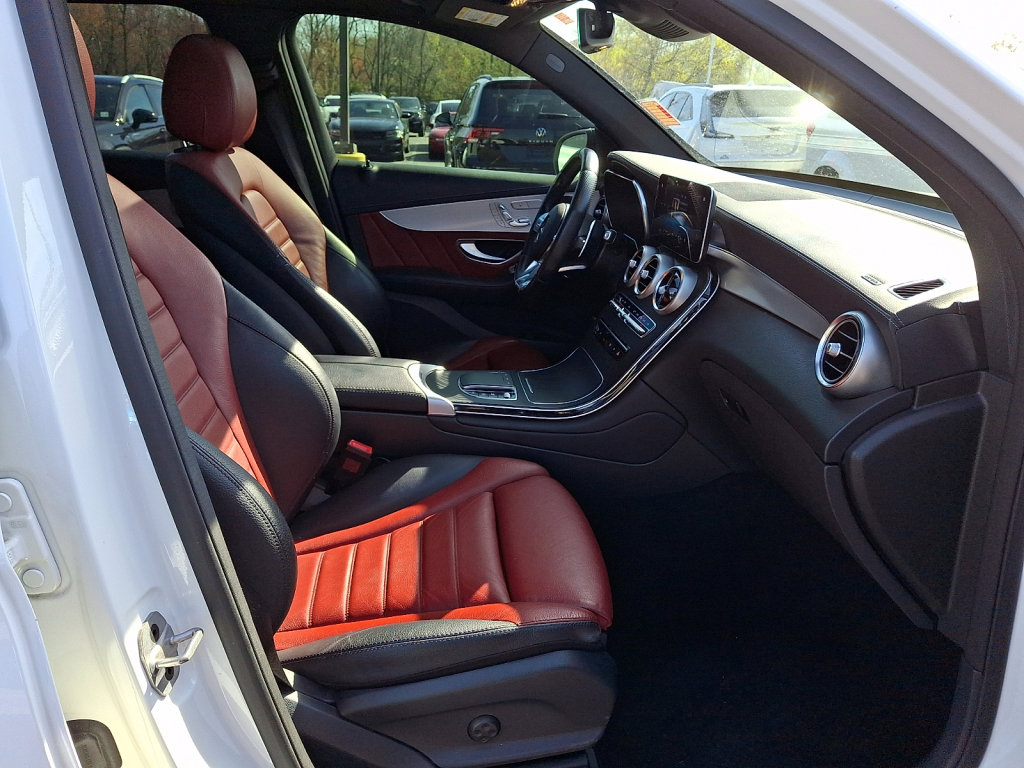Used 2022 Mercedes-Benz GLC 43 AMG 4MATIC image 8