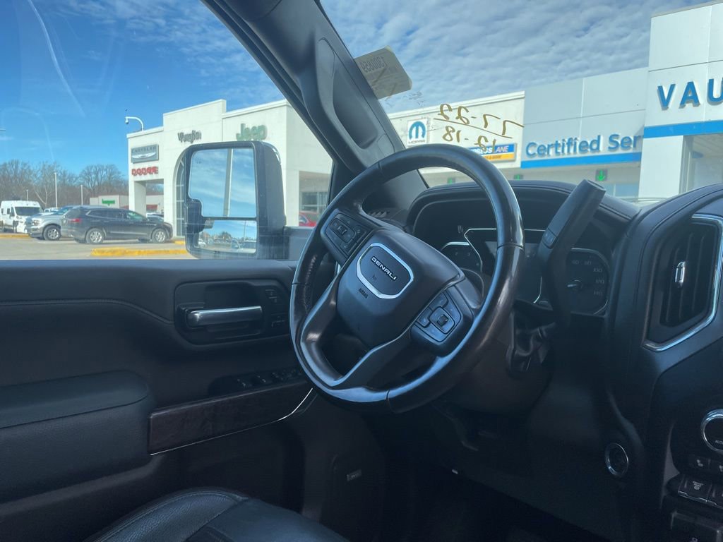 Used 2022 GMC Sierra 3500 Denali image 12
