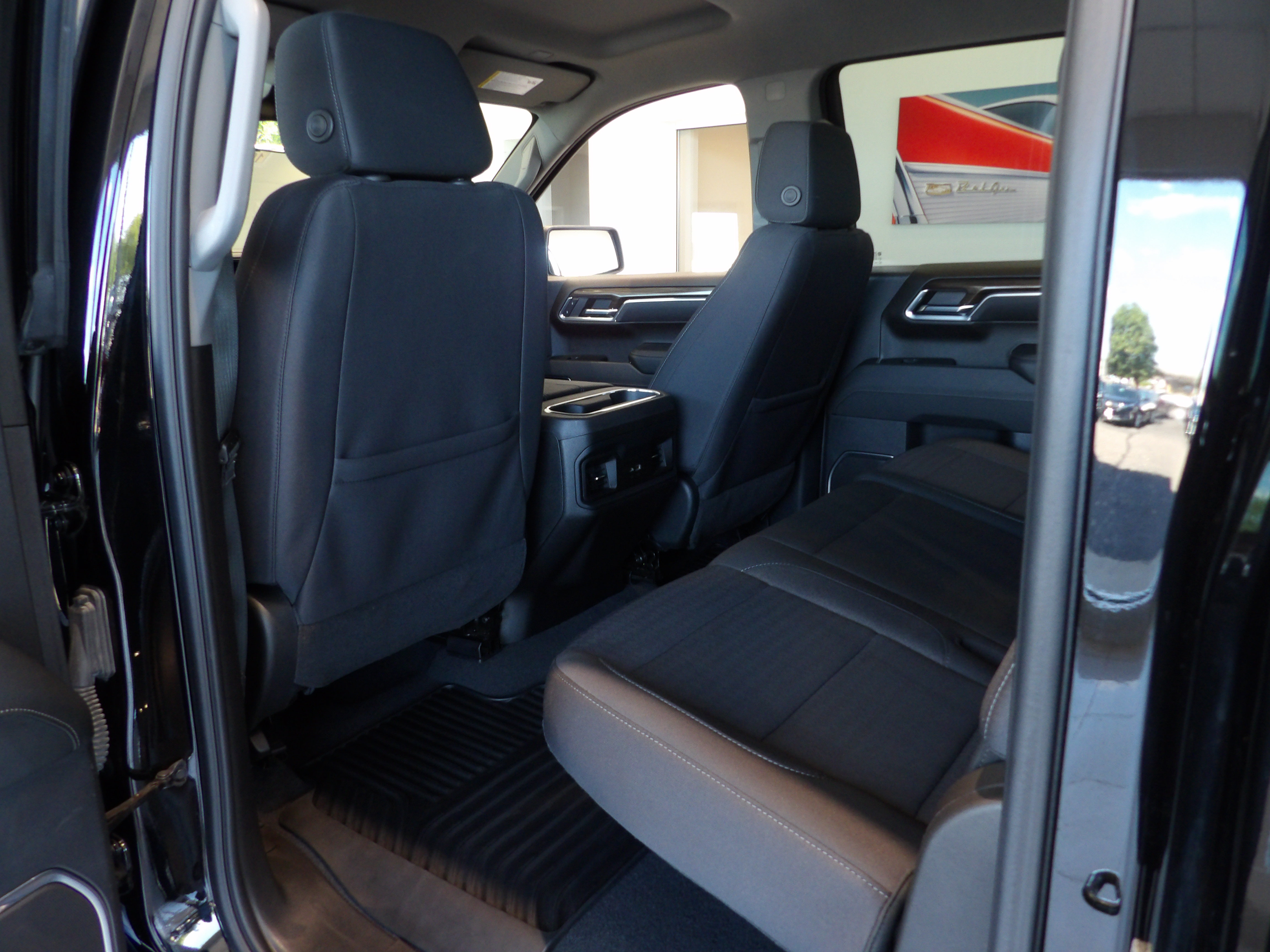 Used 2023 Chevrolet Silverado 1500 RST w/ Convenience Package II AWD/4WD image 17
