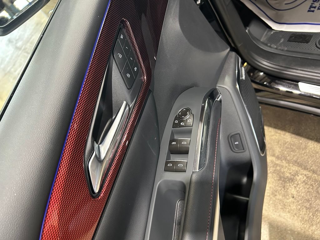 New 2026 Chevrolet Traverse RS w/ LPO, Floor Liner Package AWD/4WD image 22