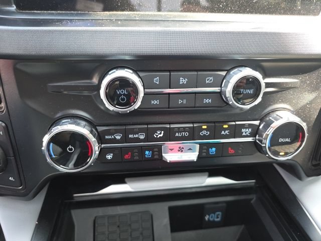 Used 2024 Ford F450 Limited w/ FX4 Off-Road Package AWD/4WD image 30