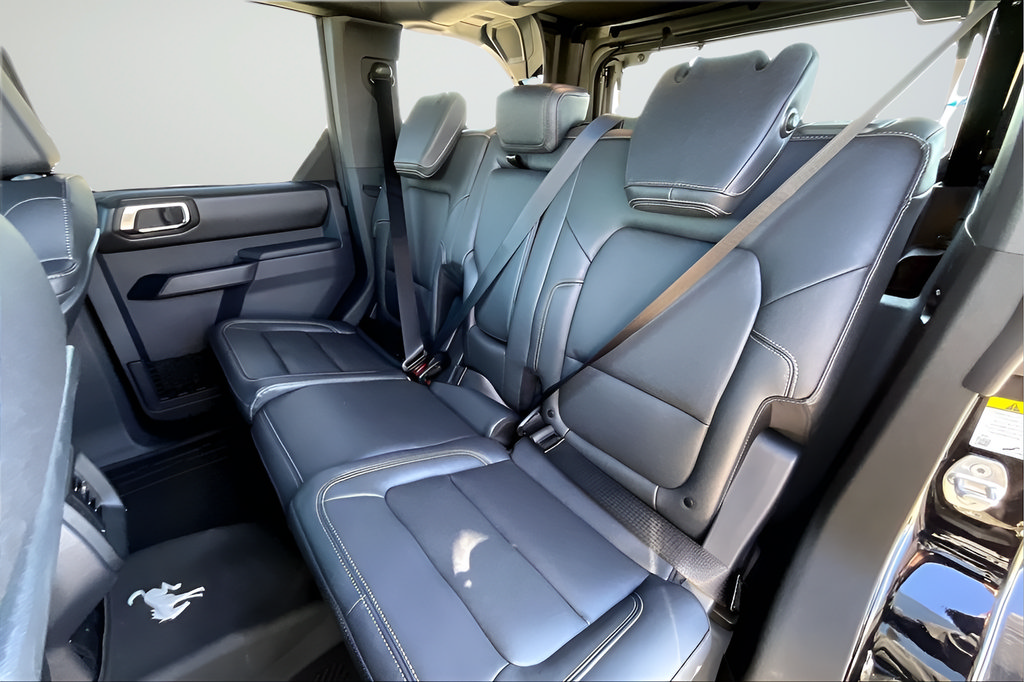New 2025 Ford Bronco Badlands AWD/4WD image 17