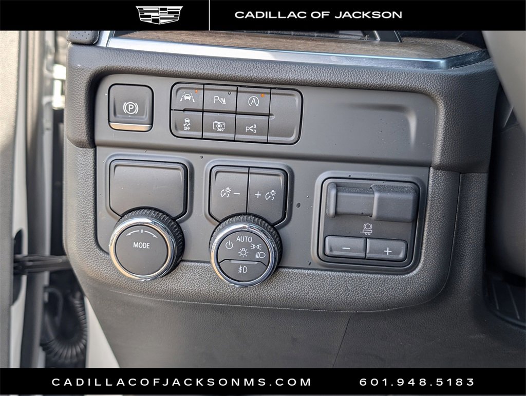 Used 2025 Chevrolet Tahoe High Country w/ Sun And Tow Package image 14