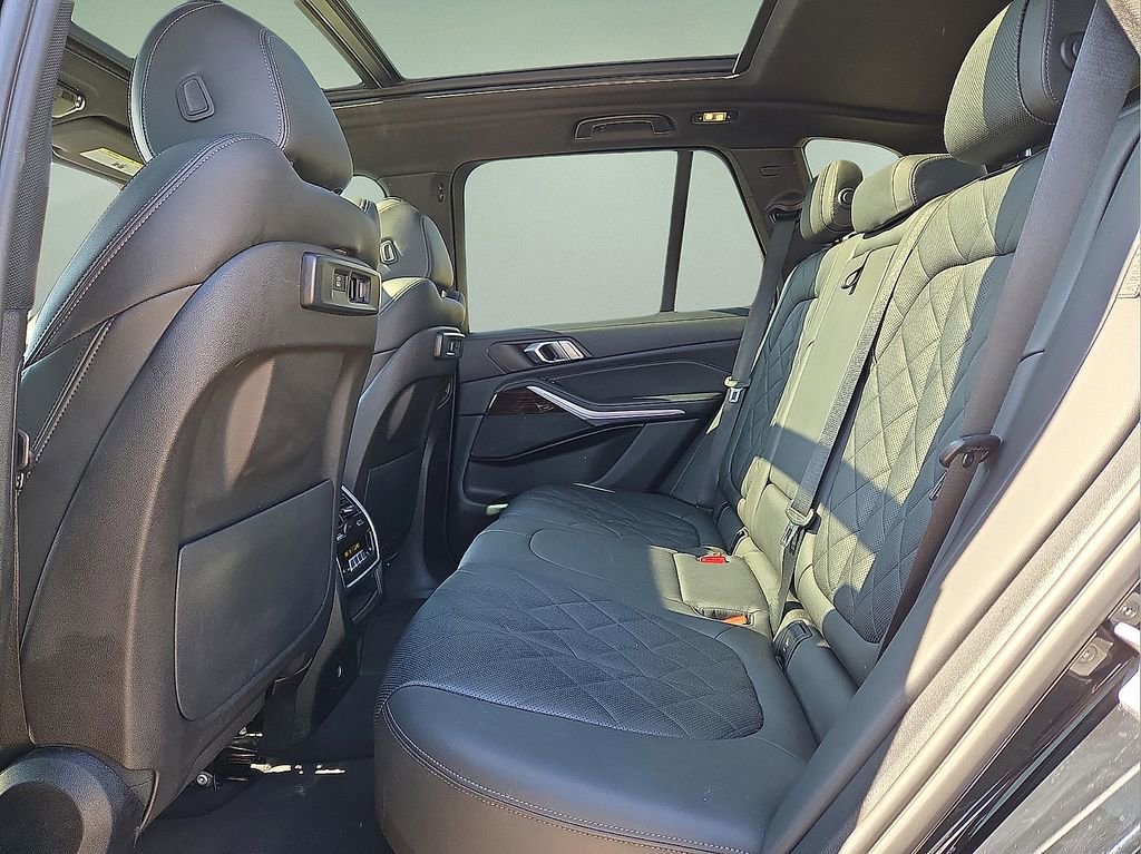 Used 2023 BMW X5 xDrive45e AWD/4WD image 16