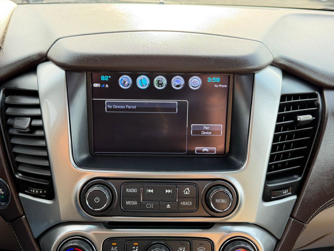 Used 2018 Chevrolet Suburban LT image 69