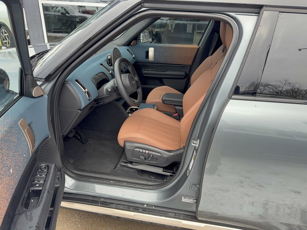 Certified 2025 MINI Cooper Countryman S image 5