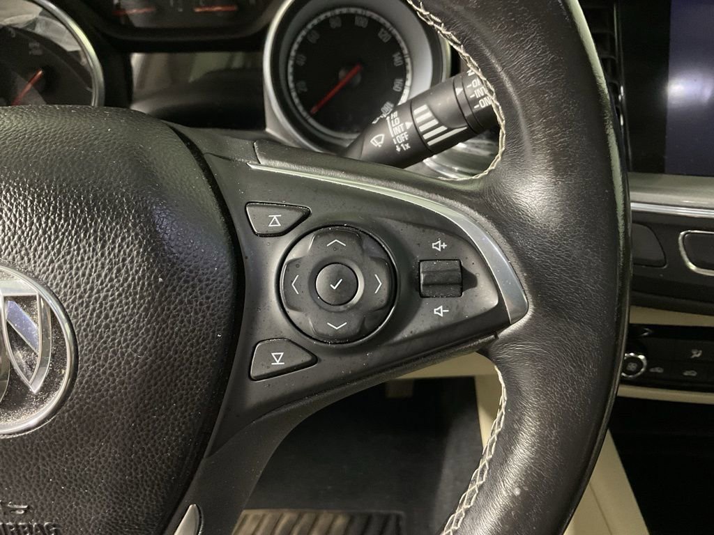 Used 2018 Buick Regal Preferred w/ Sights and Sounds Package image 27