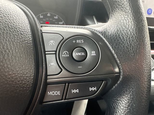 Certified 2025 Toyota Corolla LE image 31