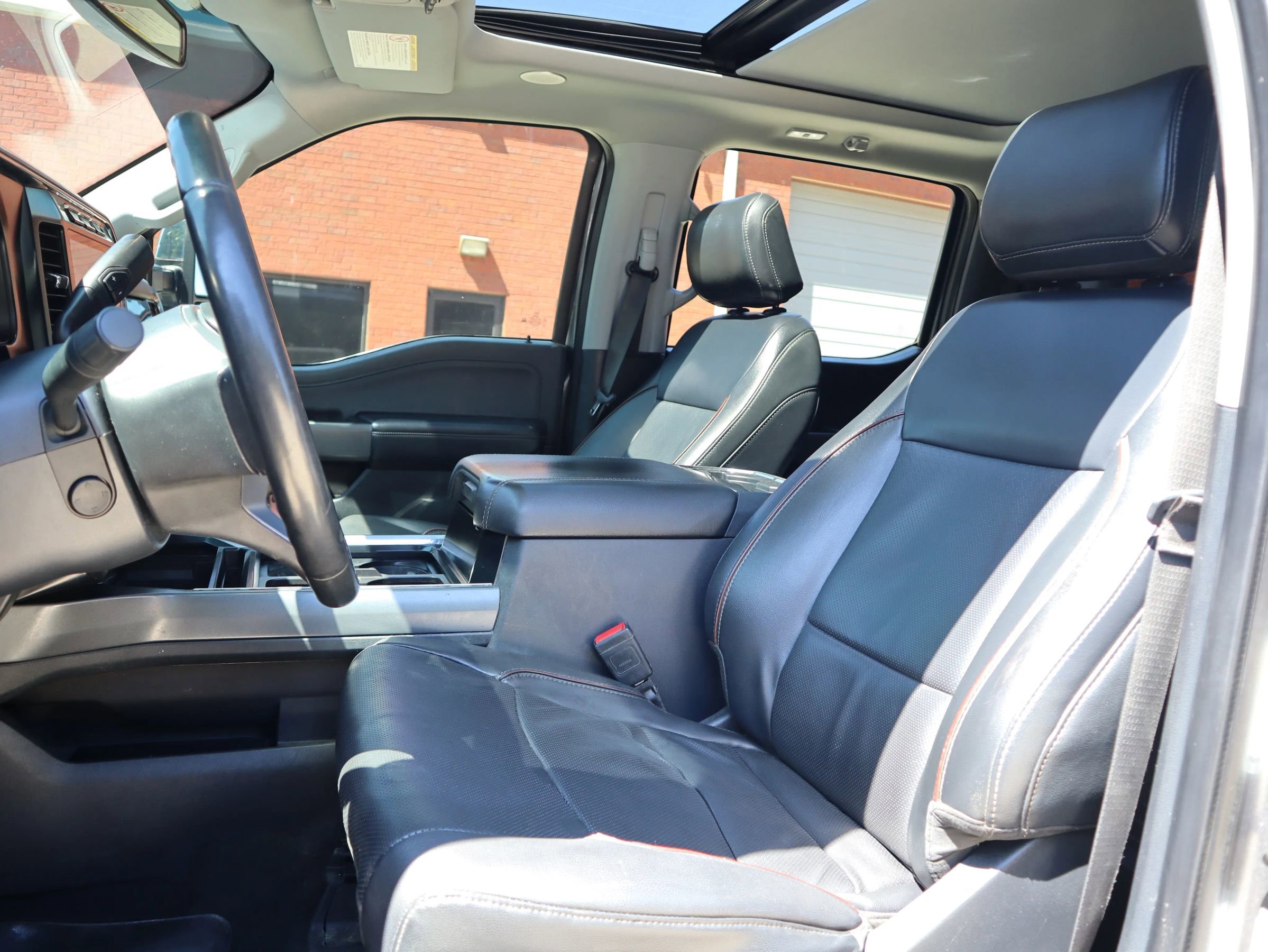 Used 2024 Ford F250 Lariat w/ Lariat Ultimate Package image 24