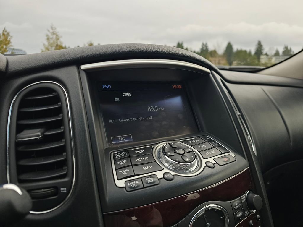 Used 2015 INFINITI QX50 Journey w/ Premium Package image 27