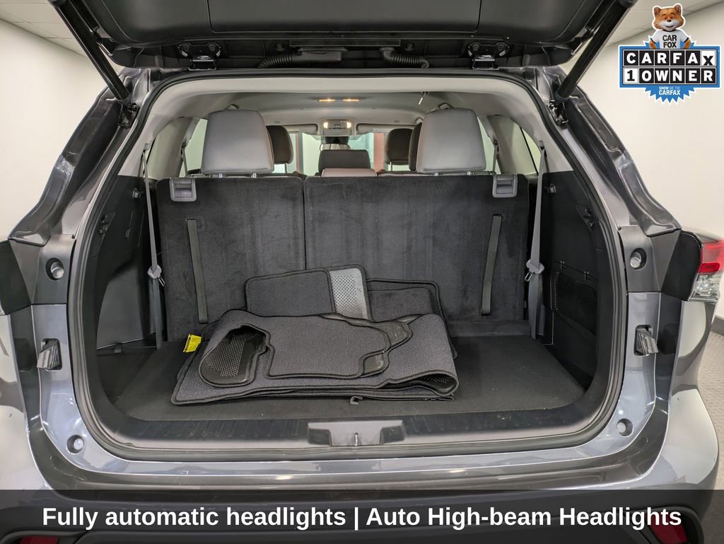 Used 2023 Toyota Highlander LE image 30