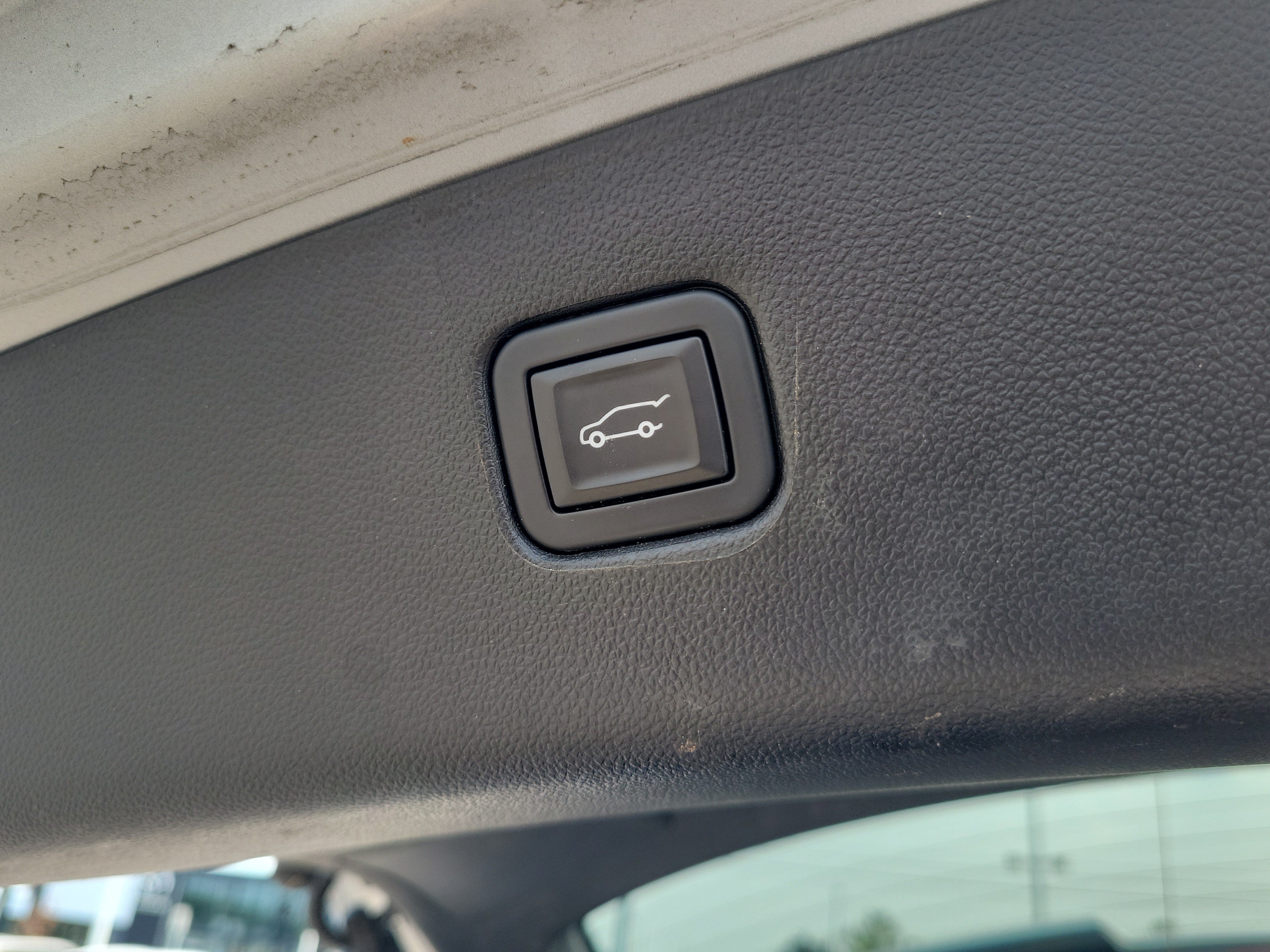 Used 2021 Chevrolet Blazer LT w/ Redline Edition FWD image 8