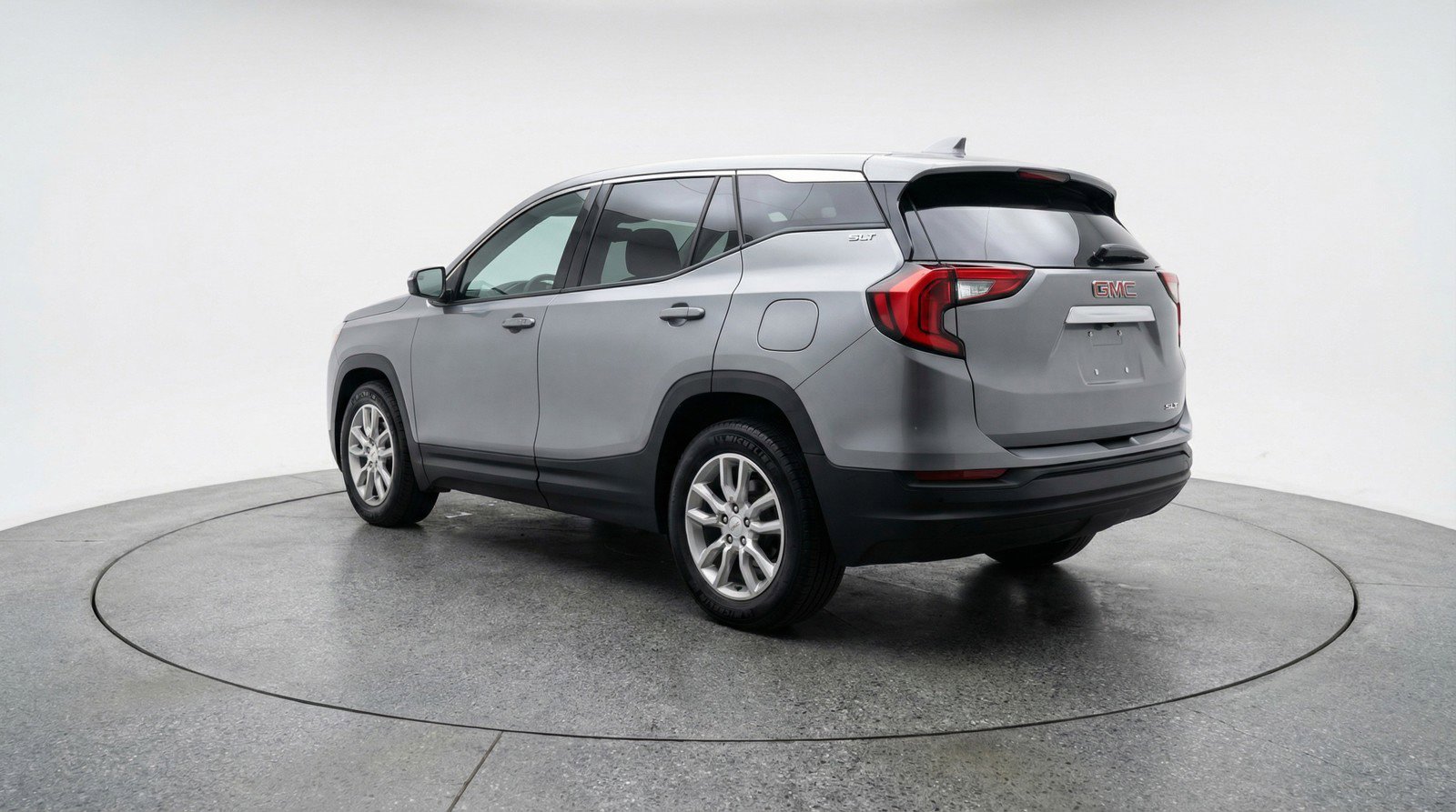 Used 2024 GMC Terrain SLT AWD/4WD image 6