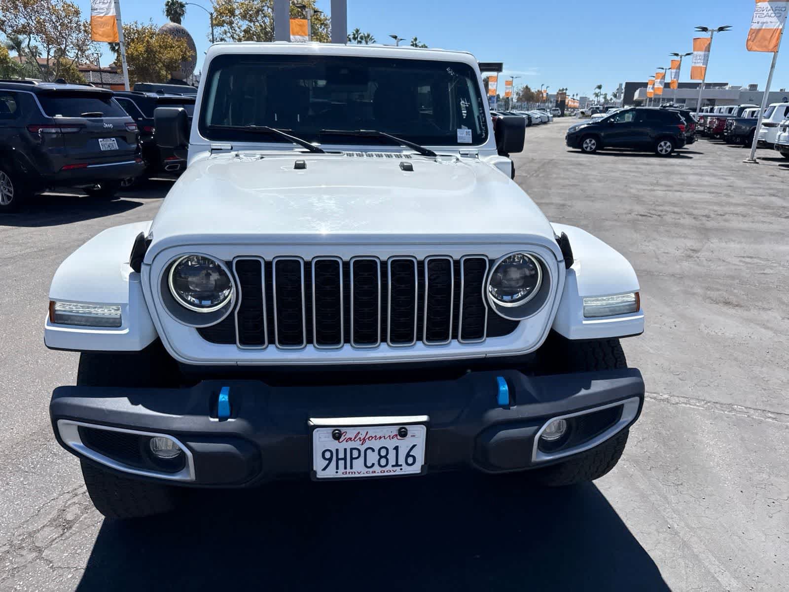 Used 2024 Jeep Wrangler Unlimited Sahara AWD/4WD image 5