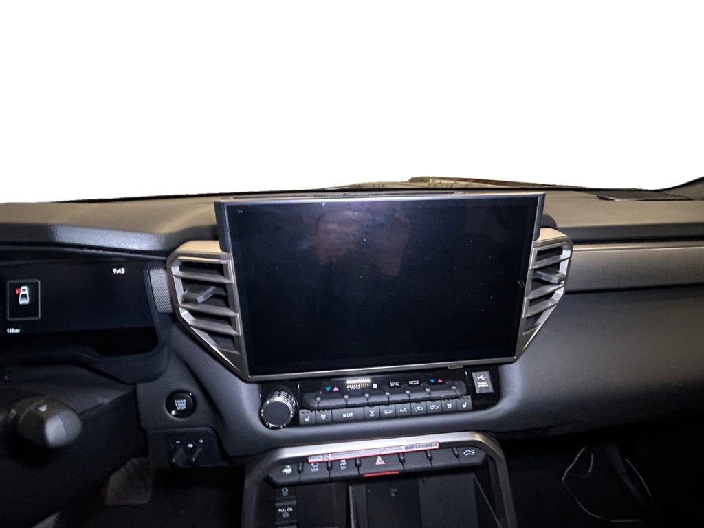 Used 2025 Toyota Tundra Limited AWD/4WD image 10