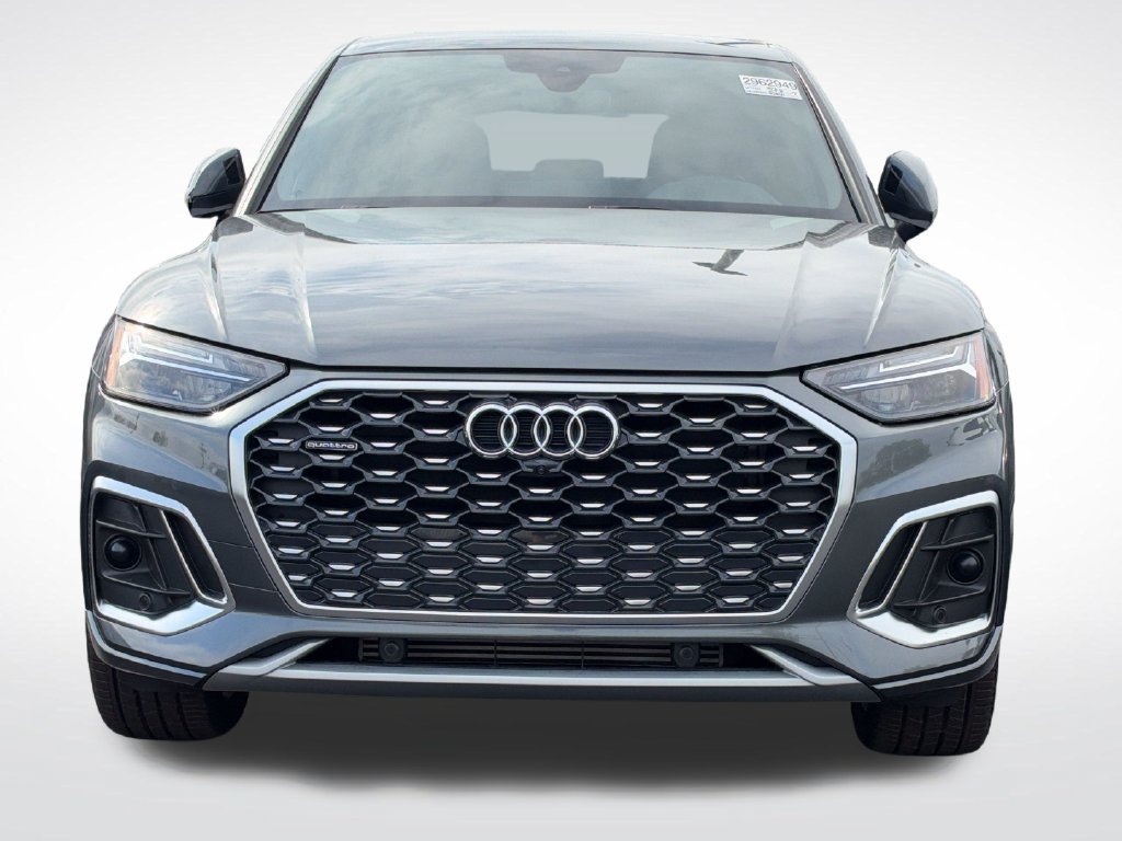 Used 2023 Audi Q5 2.0T Premium Plus w/ Premium Plus Package AWD/4WD image 3