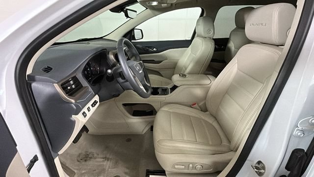 Used 2023 GMC Acadia Denali w/ Denali Ultimate Package AWD/4WD image 11