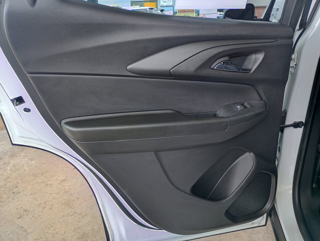 Used 2025 Chevrolet TrailBlazer LT FWD image 30