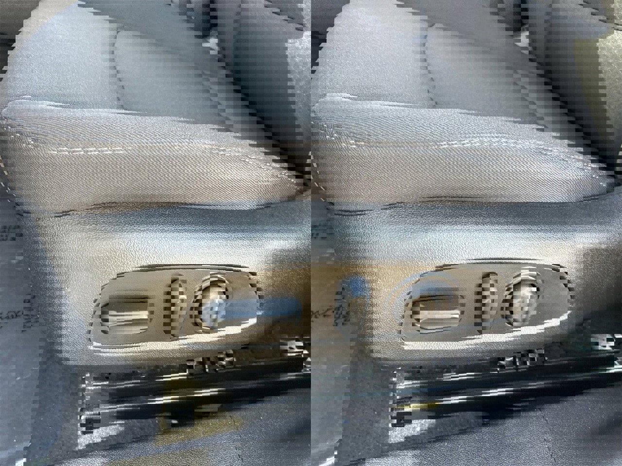 Used 2024 Chevrolet Malibu LT image 27