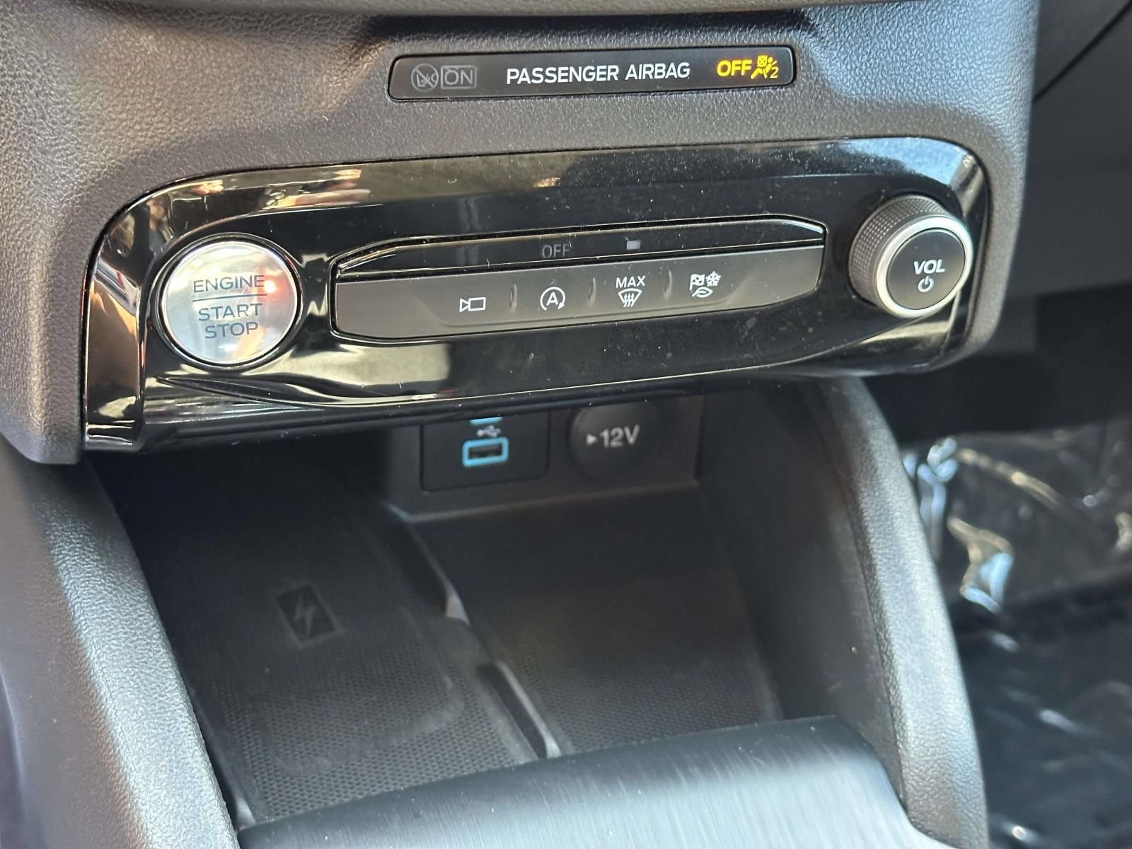Used 2023 Ford Escape Active w/ Tech Pack #2 AWD/4WD image 12