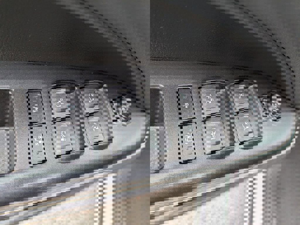 Certified 2022 Chevrolet Colorado LT w/ LT Convenience Package image 14