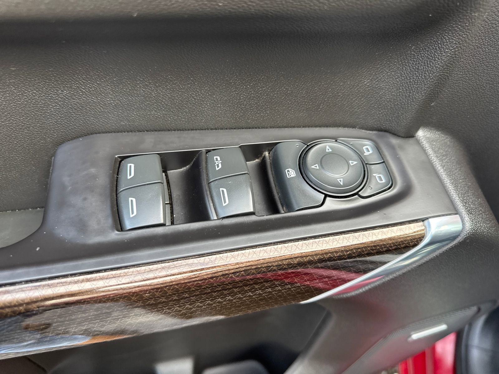 Used 2019 Chevrolet Silverado 1500 LT Trail Boss image 11