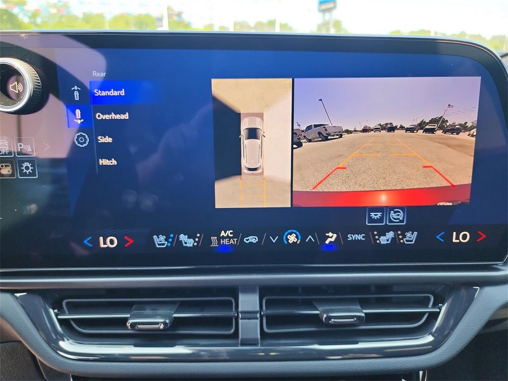 New 2025 Chevrolet Equinox EV RS w/ Convenience Package II image 18