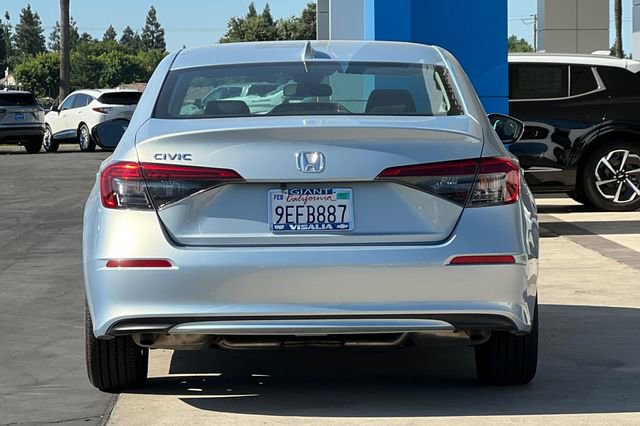 Used 2023 Honda Civic EX image 5