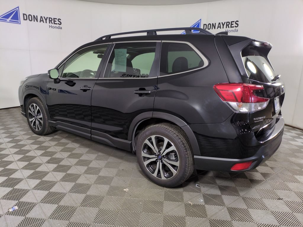 Used 2022 Subaru Forester Limited AWD/4WD image 3