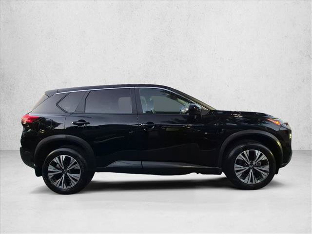 Certified 2023 Nissan Rogue SV FWD image 4