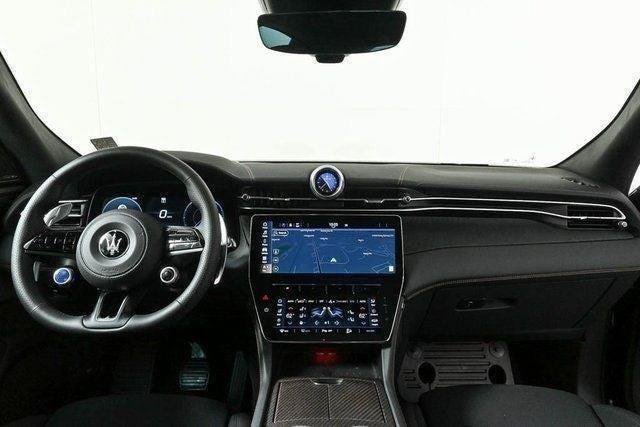 New 2025 Maserati Grecale Folgore AWD/4WD image 17
