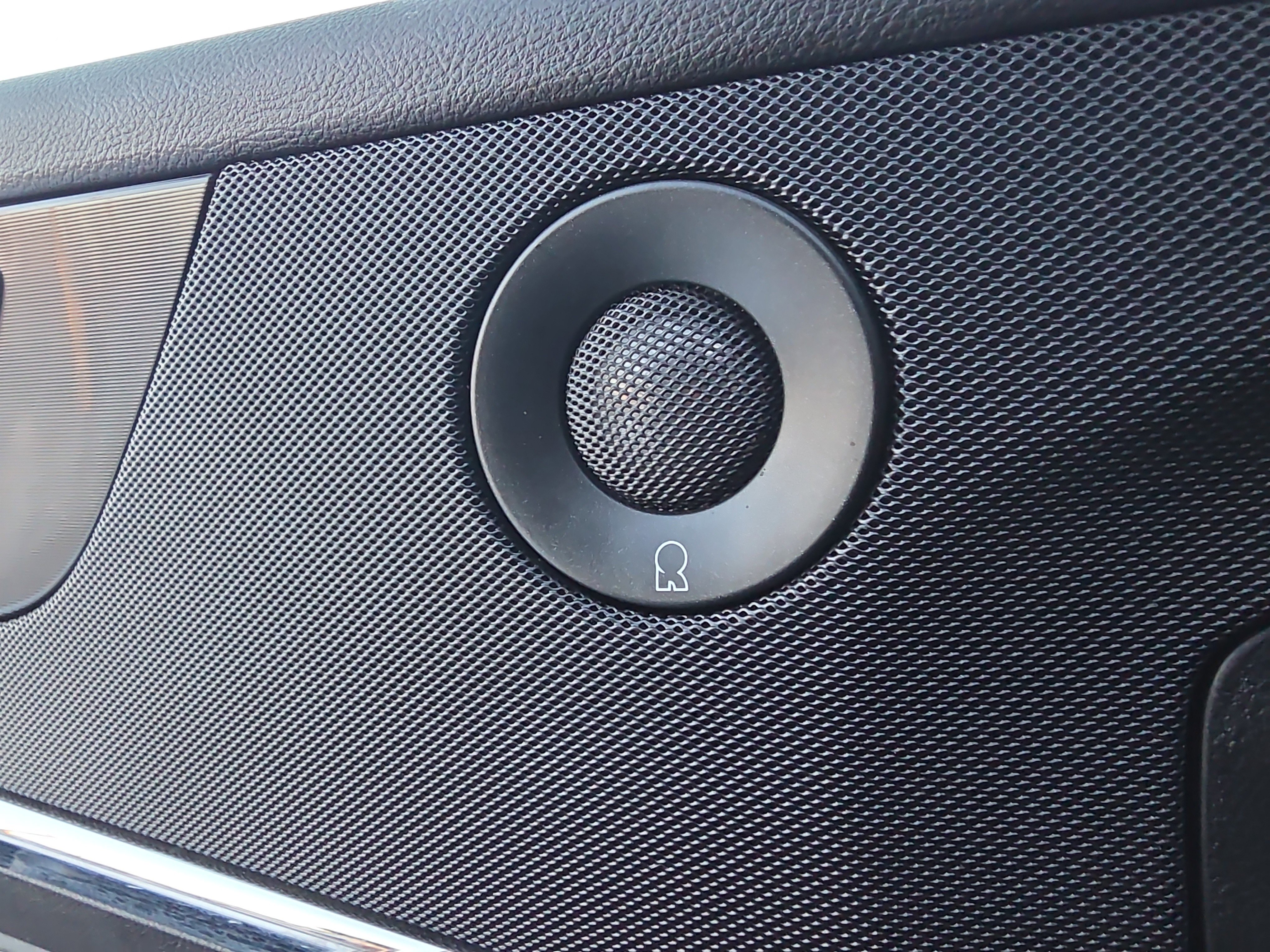 Used 2021 Lincoln Corsair Reserve w/ Equipment Group 201A image 14