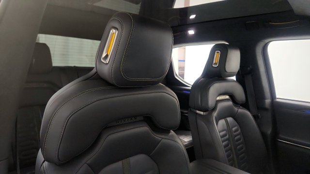 Used 2023 Rivian R1T Adventure Dual AWD/4WD image 35