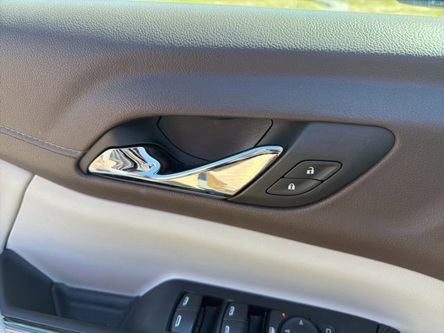 Used 2023 GMC Acadia SLT AWD/4WD image 27